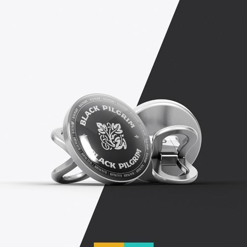 موکاپ بج سینه استودیو مهدی ثمن گویی