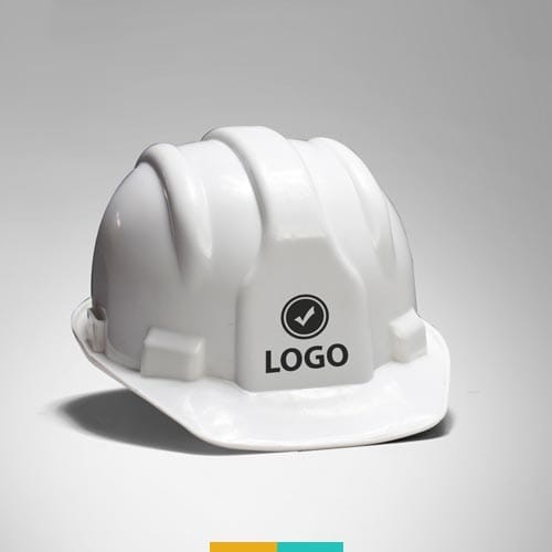 موکاپ کلاه ایمنی استودیو مهدی ثمن گویی