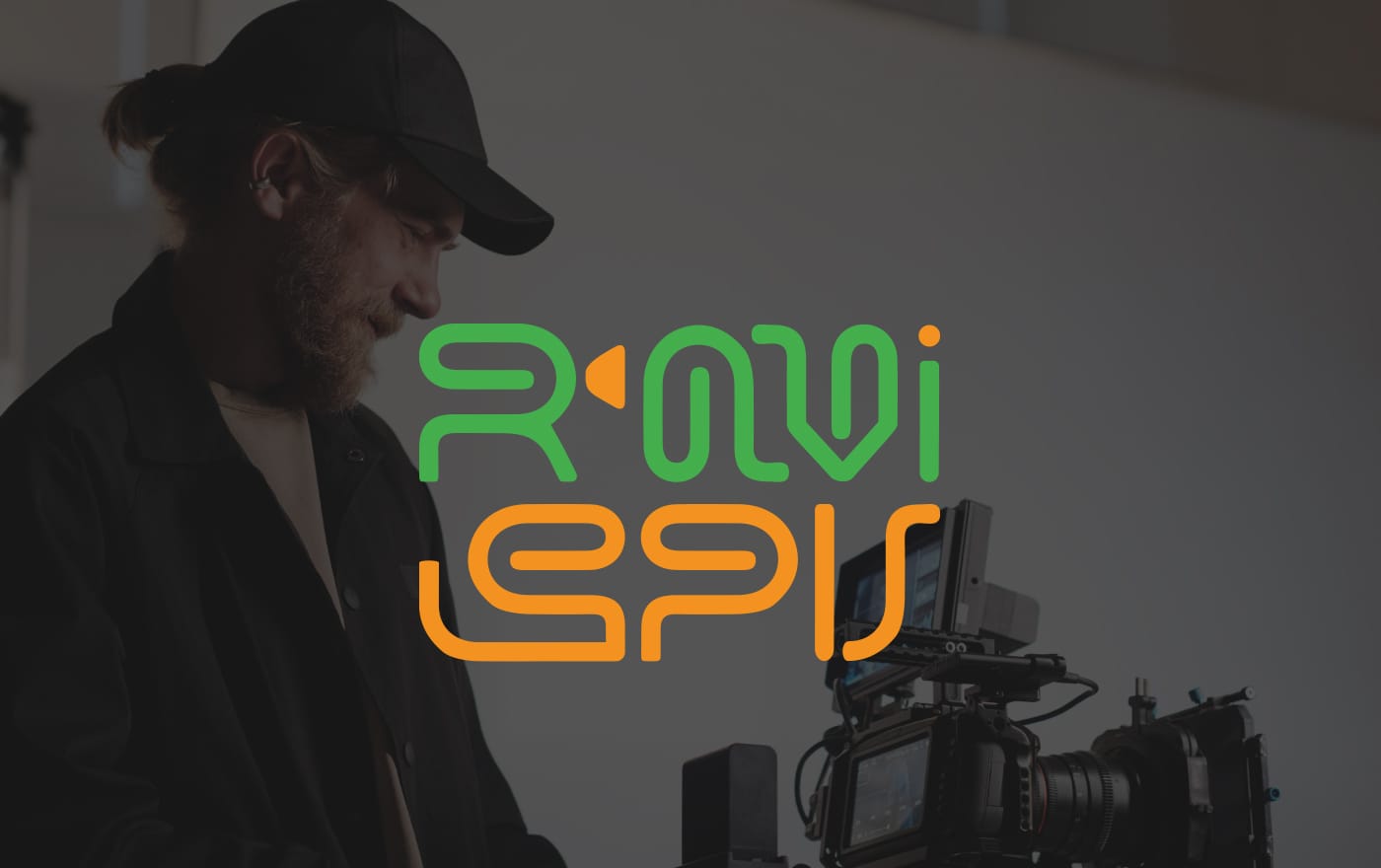 طراحی لوگو راوی رسانه استودیو مهدی ثمن گویی